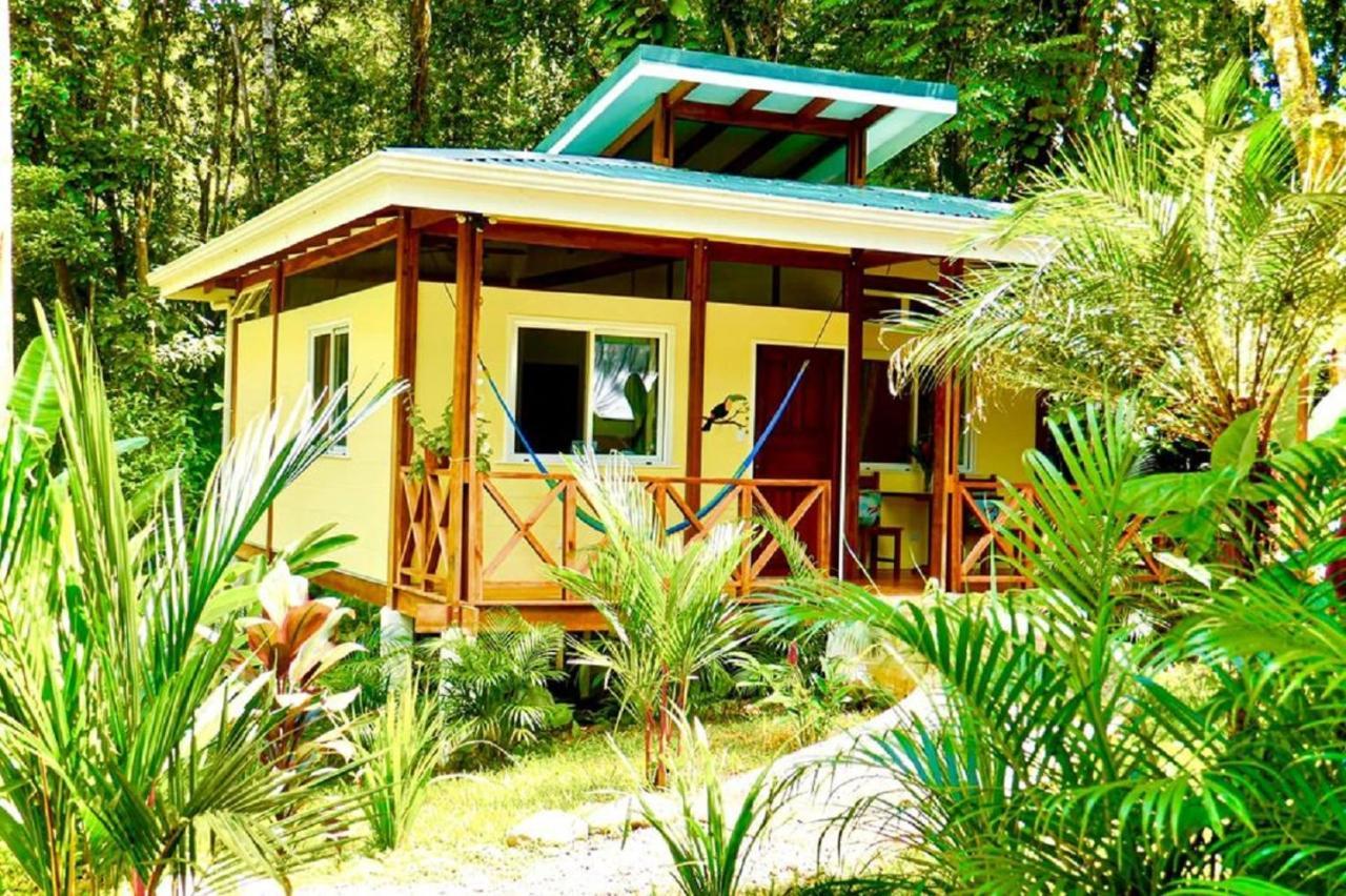 Peace Garden Spacious Bungalows- A Walk To The Beach Cocles Buitenkant foto